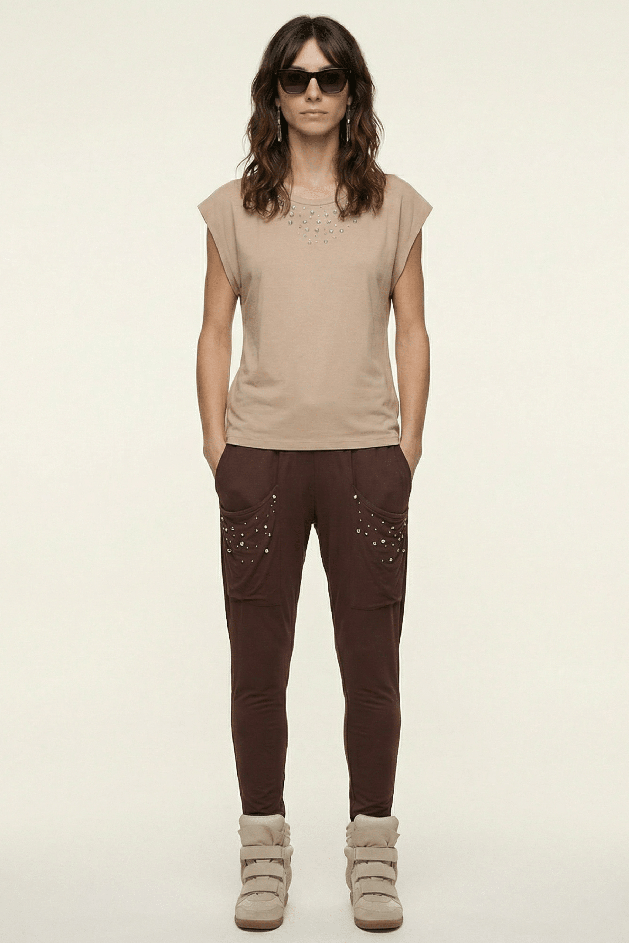 Pantalon marron baggy con strass y bolsillos Lolitas&L - lolitasyl.com
