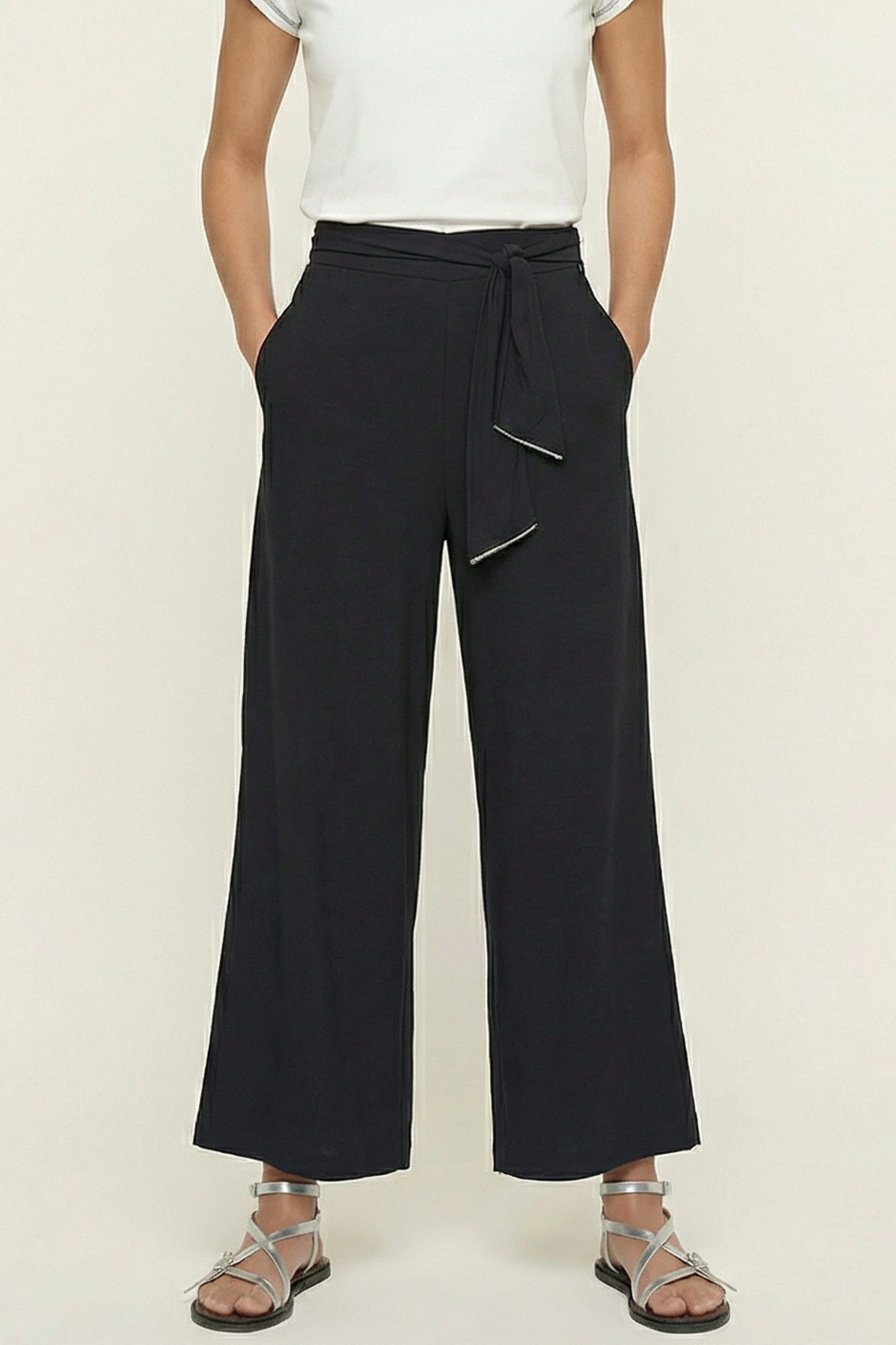 Pantalón negro amplio con cinturon lourex Lolitas&L