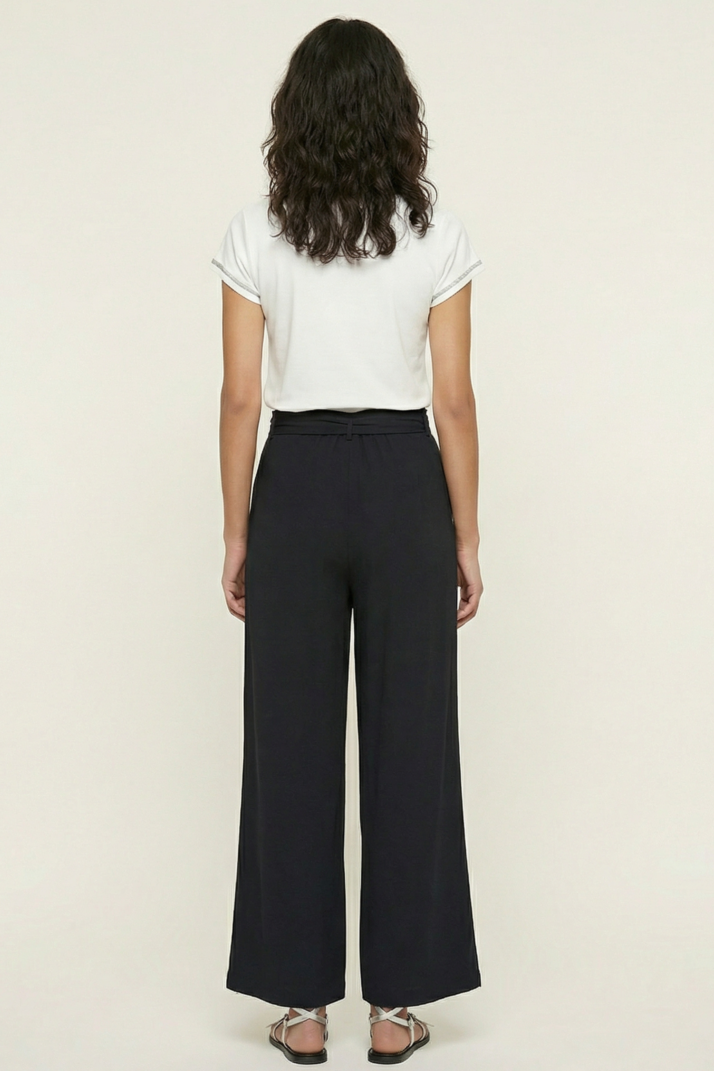 Pantalón negro amplio con cinturon lourex Lolitas&L