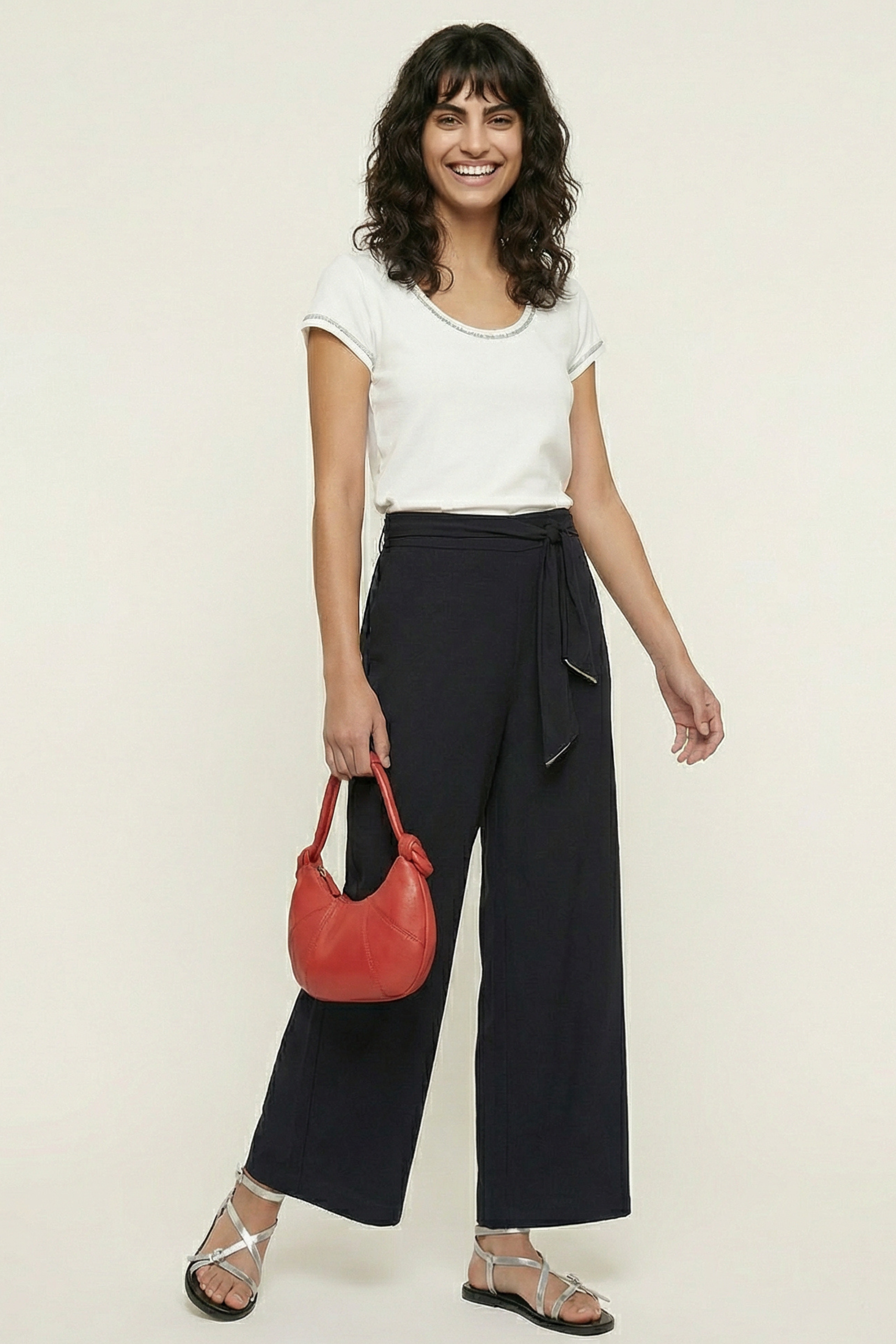 Pantalón negro amplio con cinturon lourex Lolitas&L