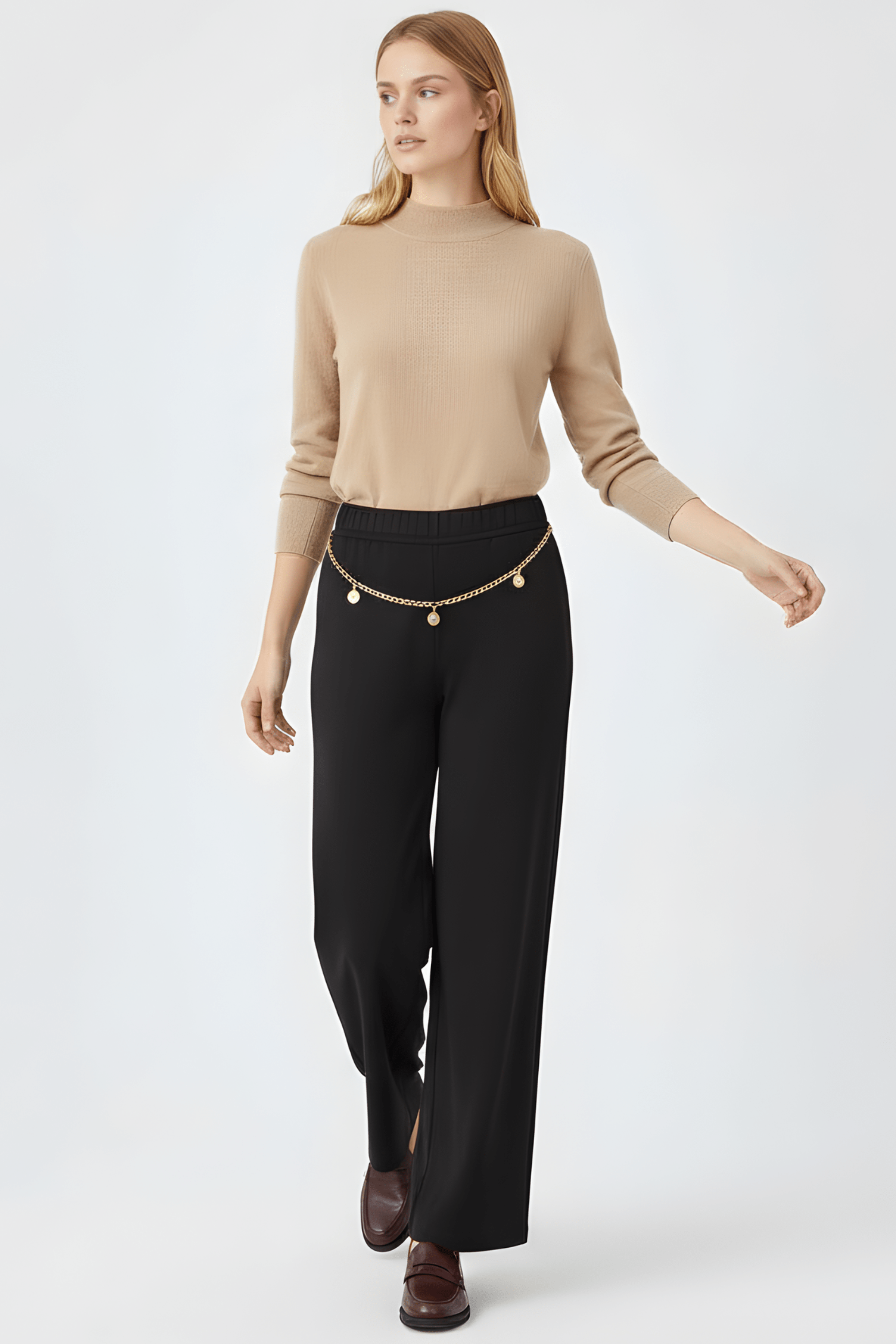 Pantalon negro con cadena en la cintura Lolitas&L - lolitasyl.com