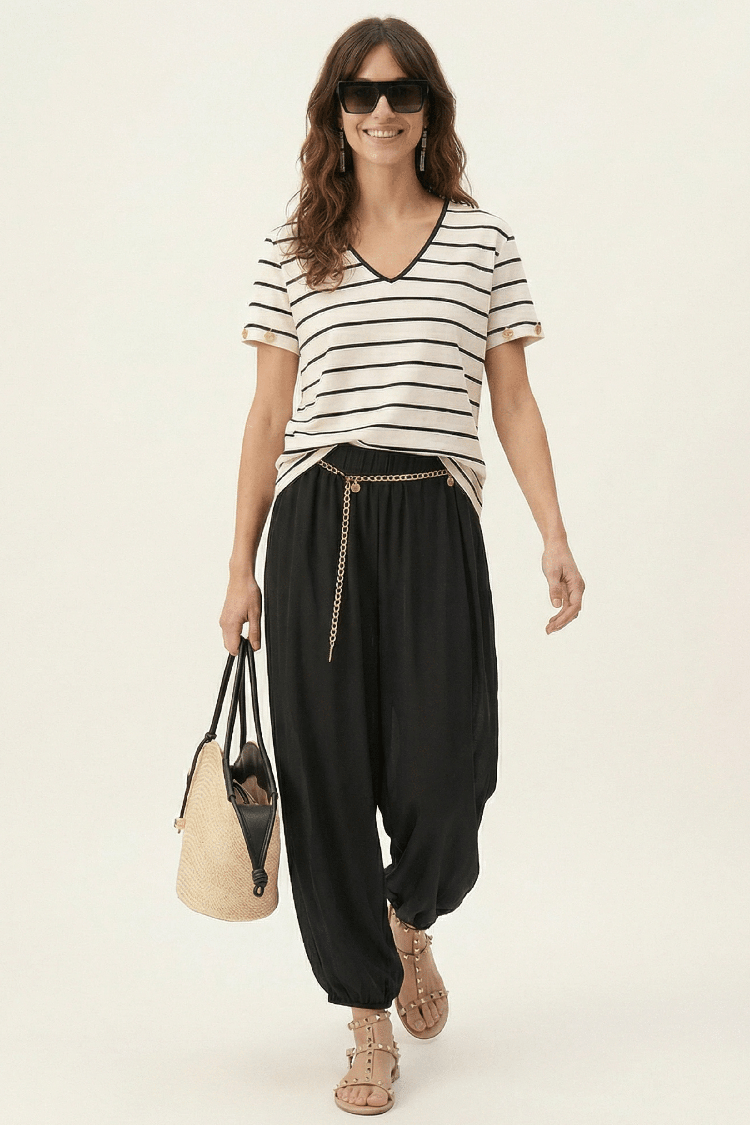 Pantalon negro palazzo con goma en la cintura y cadena Lolitas&L - lolitasyl.com
