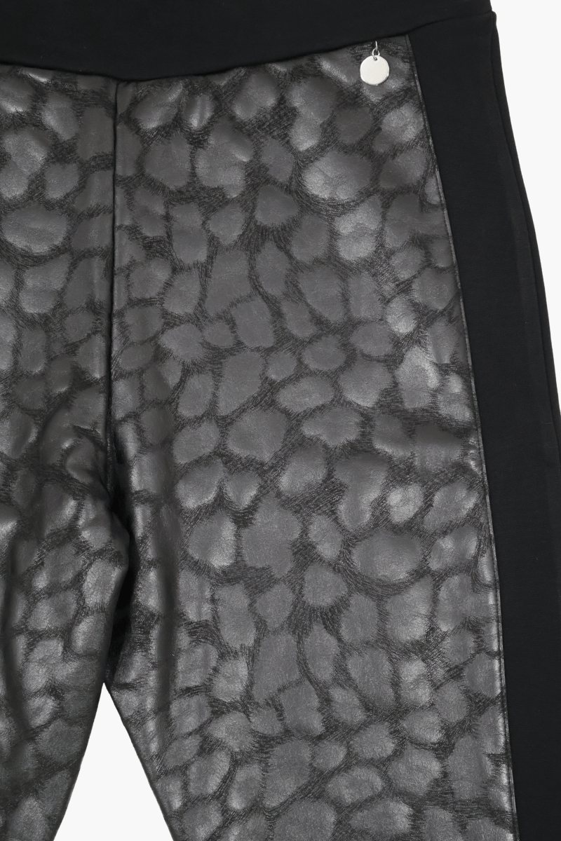 Pantalon negro Preloved polipiel animal print ajustado Lolitas&L - lolitasyl.com