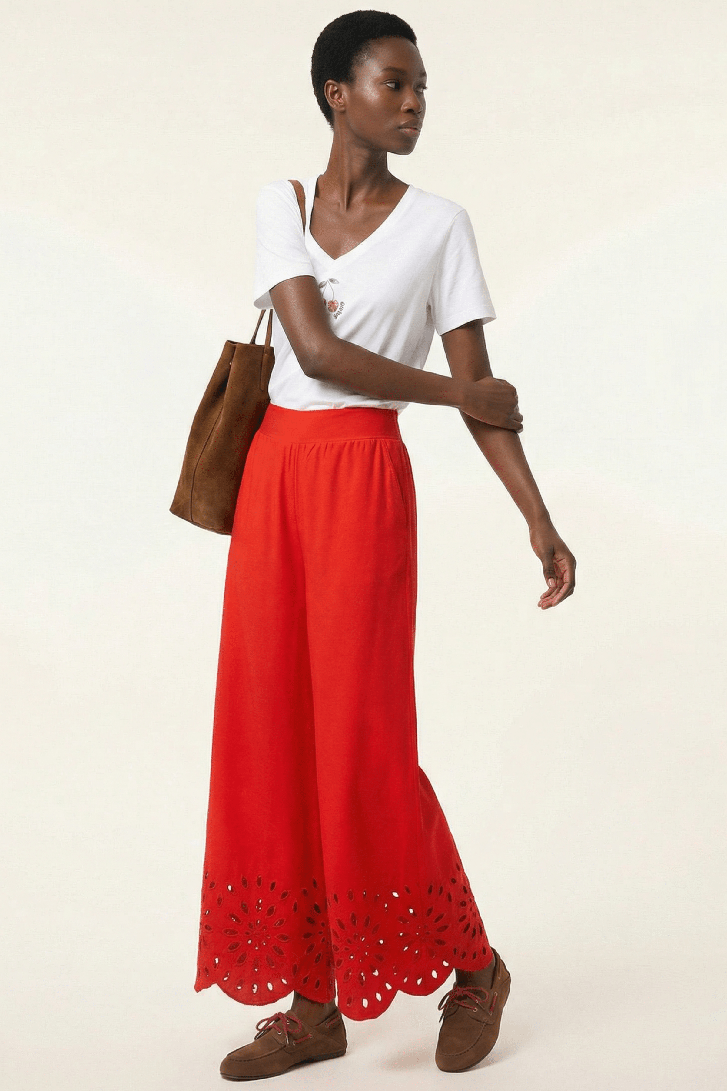 Pantalon rojo campana con bordado calado Lolitas&L - lolitasyl.com