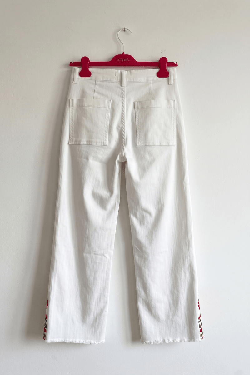 Pantalón Vaquero Blanco con Bordado Multicolor Preloved - lolitasyl.com