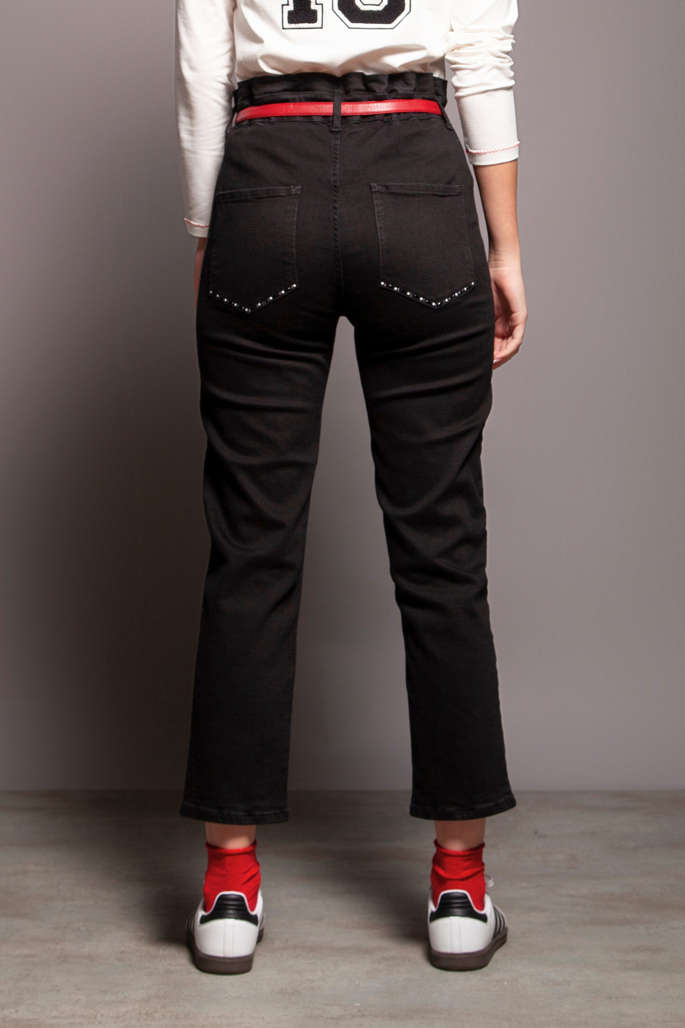 Pantalon vaquero negro detalle strass en los costados Lolitas&L - lolitasyl.com