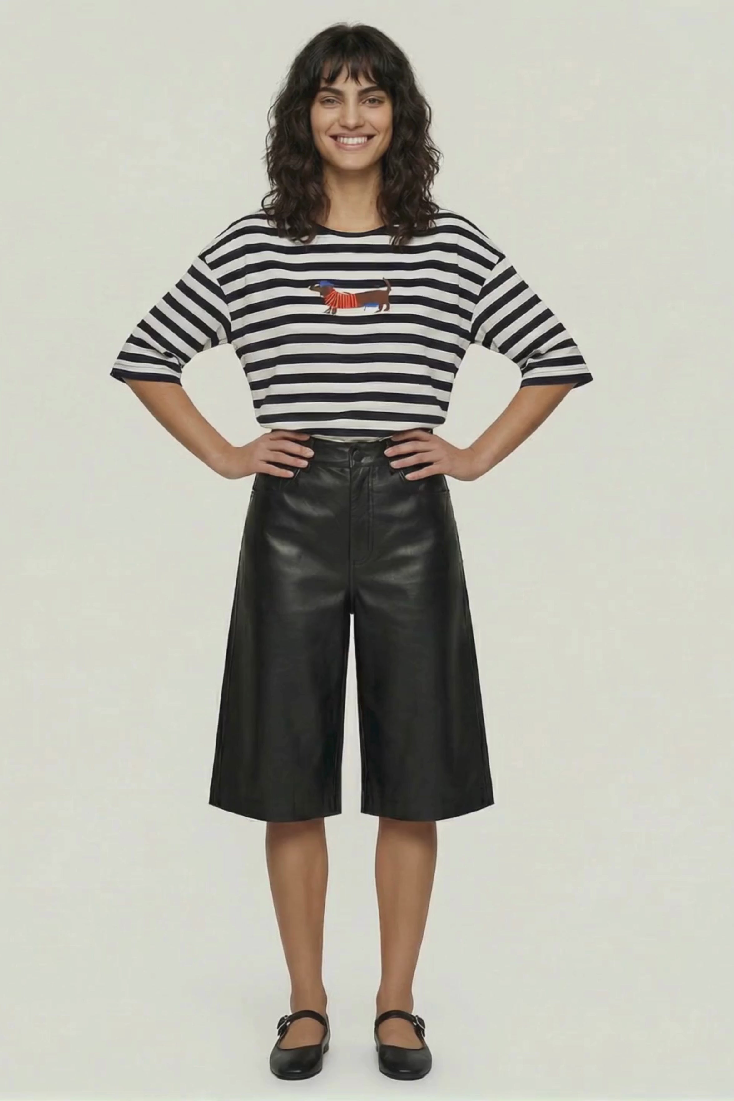 Camiseta blanca rayas con bordado perrito salchicha Lolitas&L