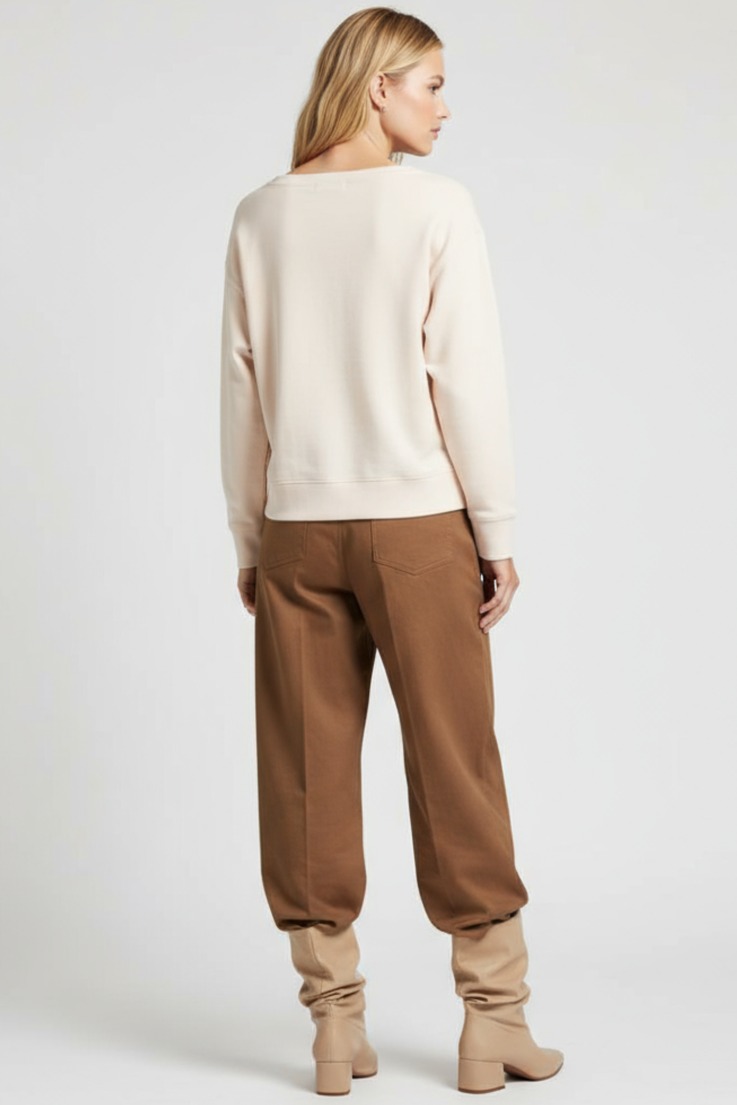 Sudadera crema bordado botas de nieve Lolitas&L