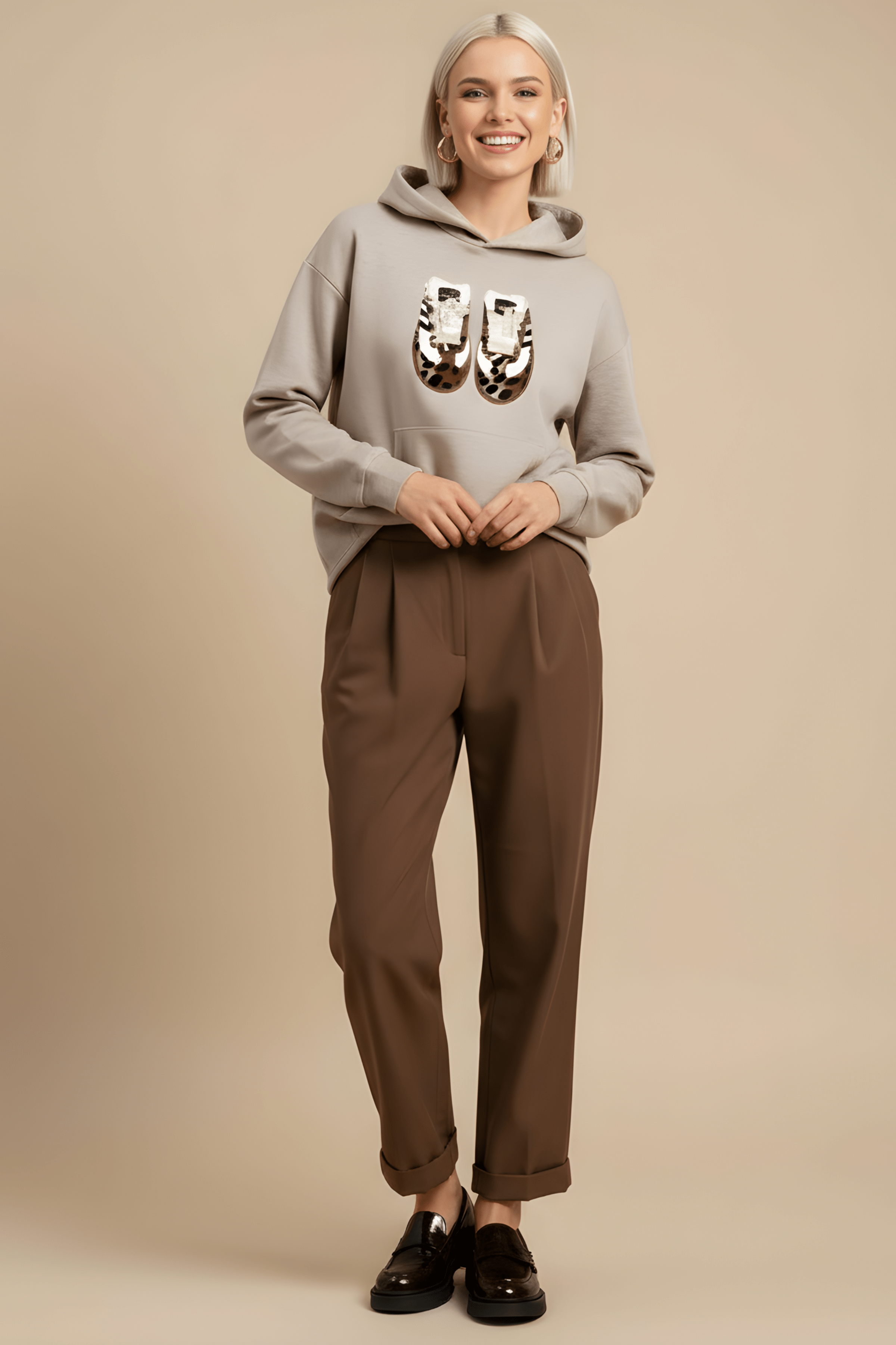 Sudadera de punto beig bordado zapatillas con capucha Lolitas&L - lolitasyl.com