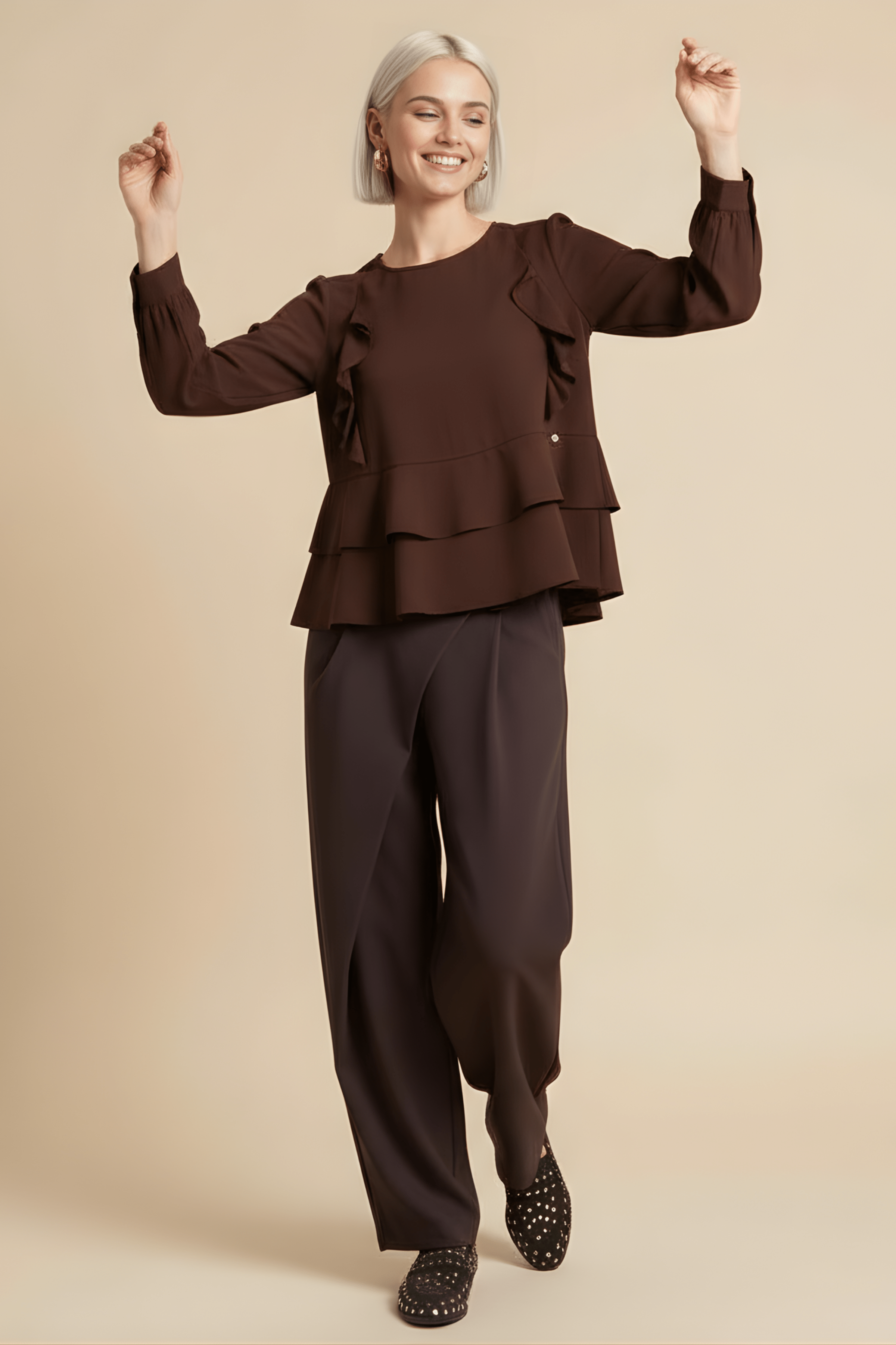 Sudadera marron raglan con volantes Lolitas&L - lolitasyl.com