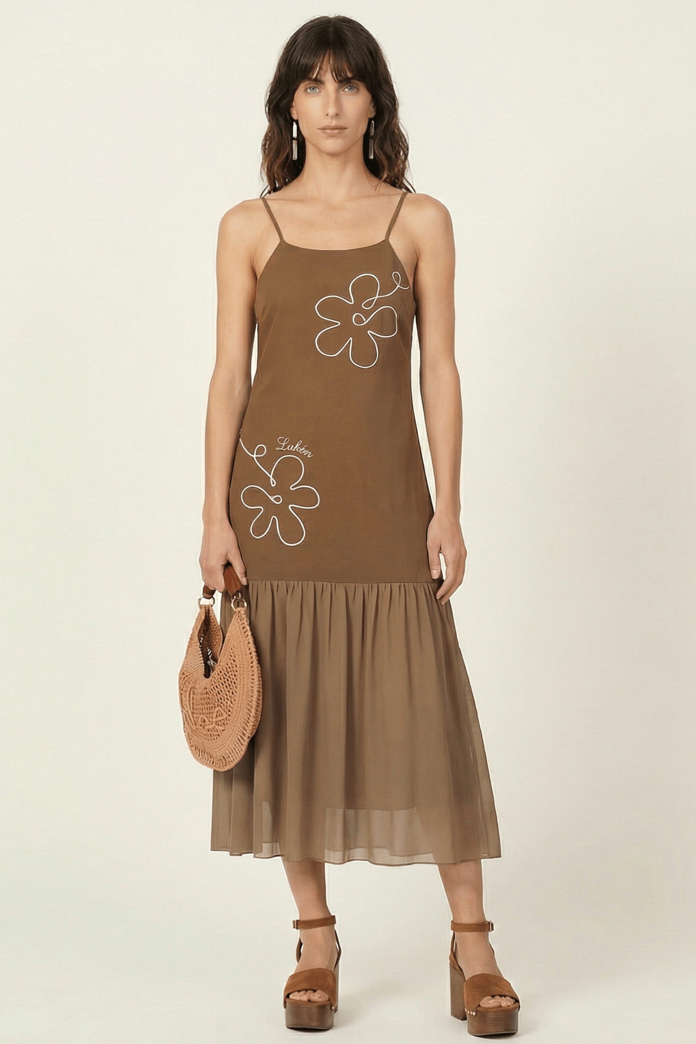 Vestido beige tirantes con bordado flor Lolitas&L - lolitasyl.com