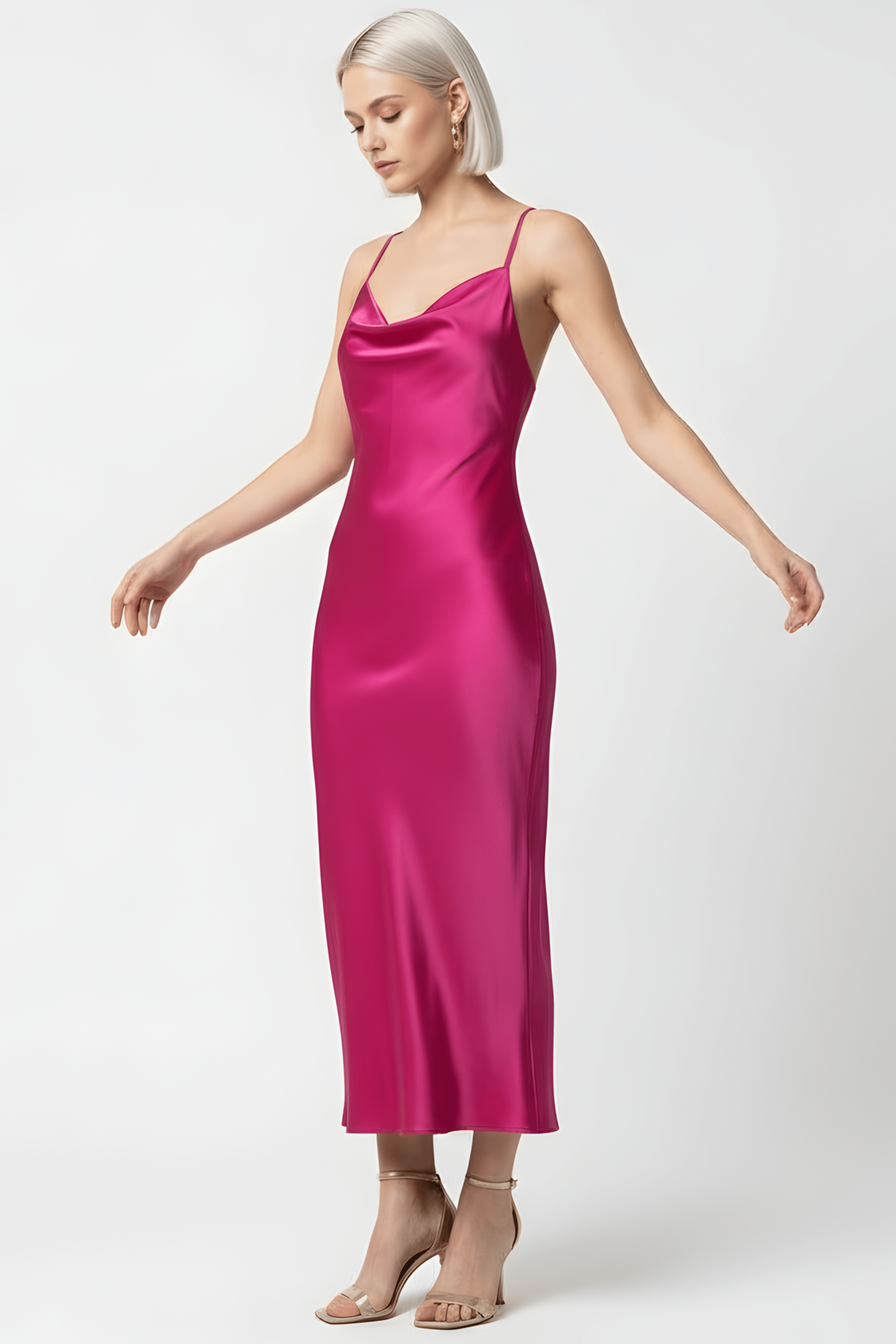 Vestido fucsia de raso largo tirantes con escote fruncido LolitasyL - lolitasyl.com