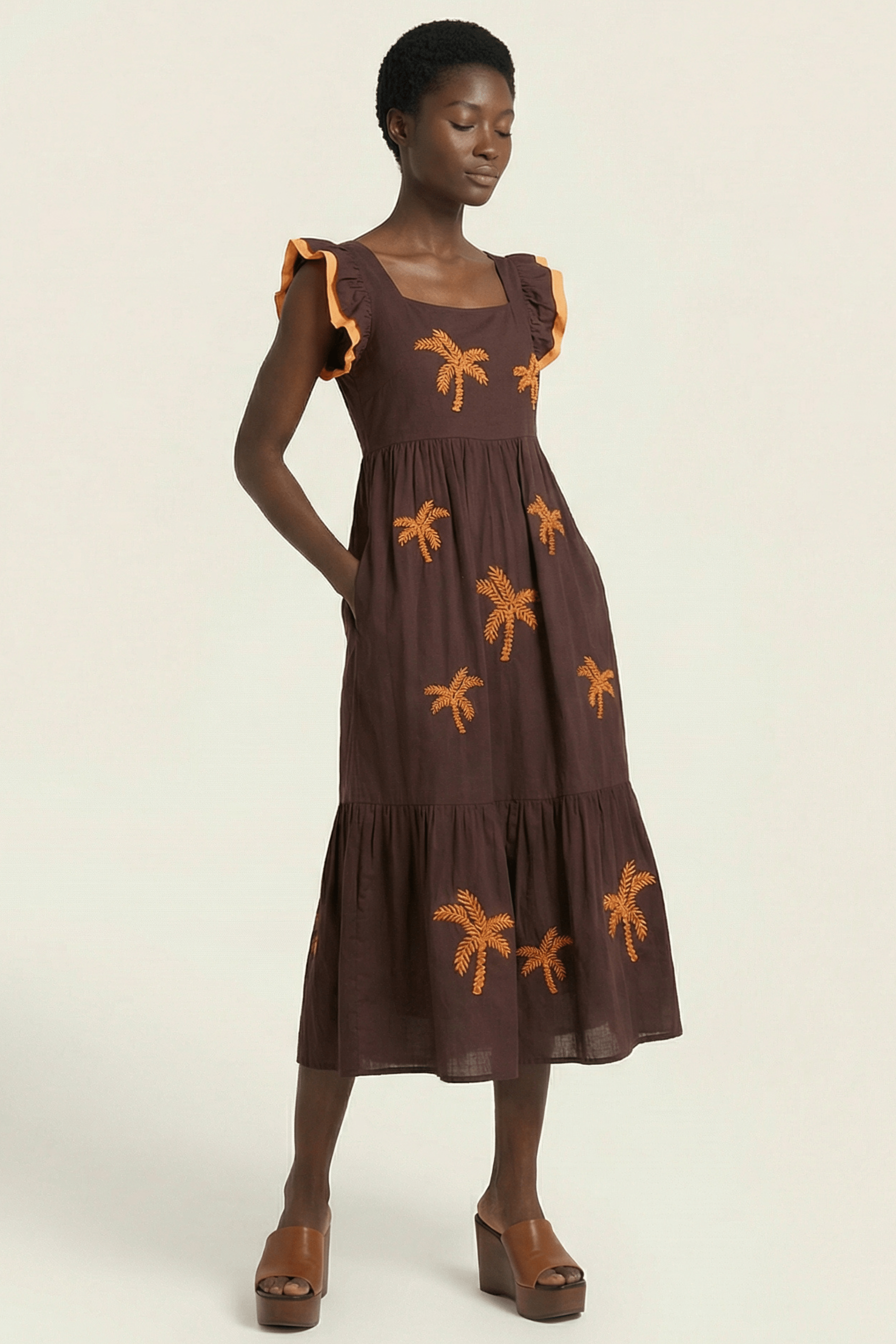 Vestido marron largo con palmeras bordadas y volantes Lolitas&L - lolitasyl.com