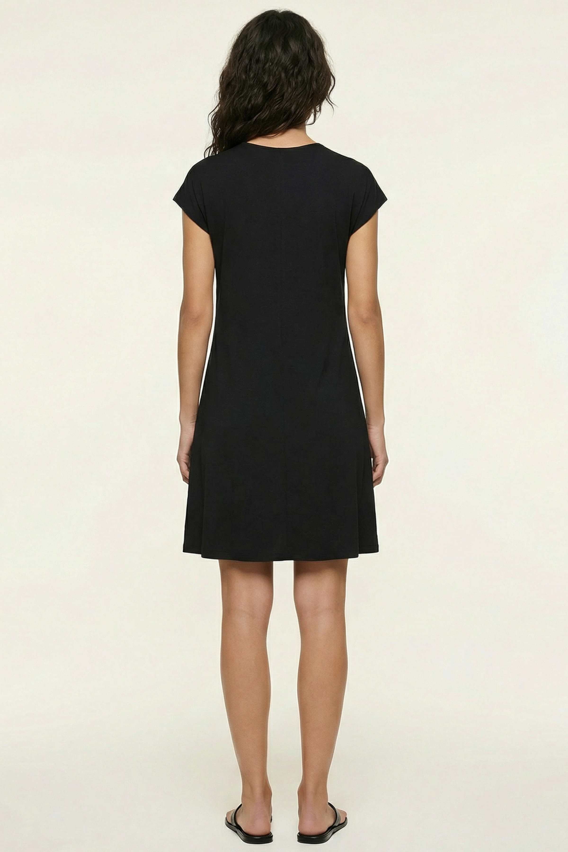 Vestido negro de algodon escote uve con recubierto Lolitas&L