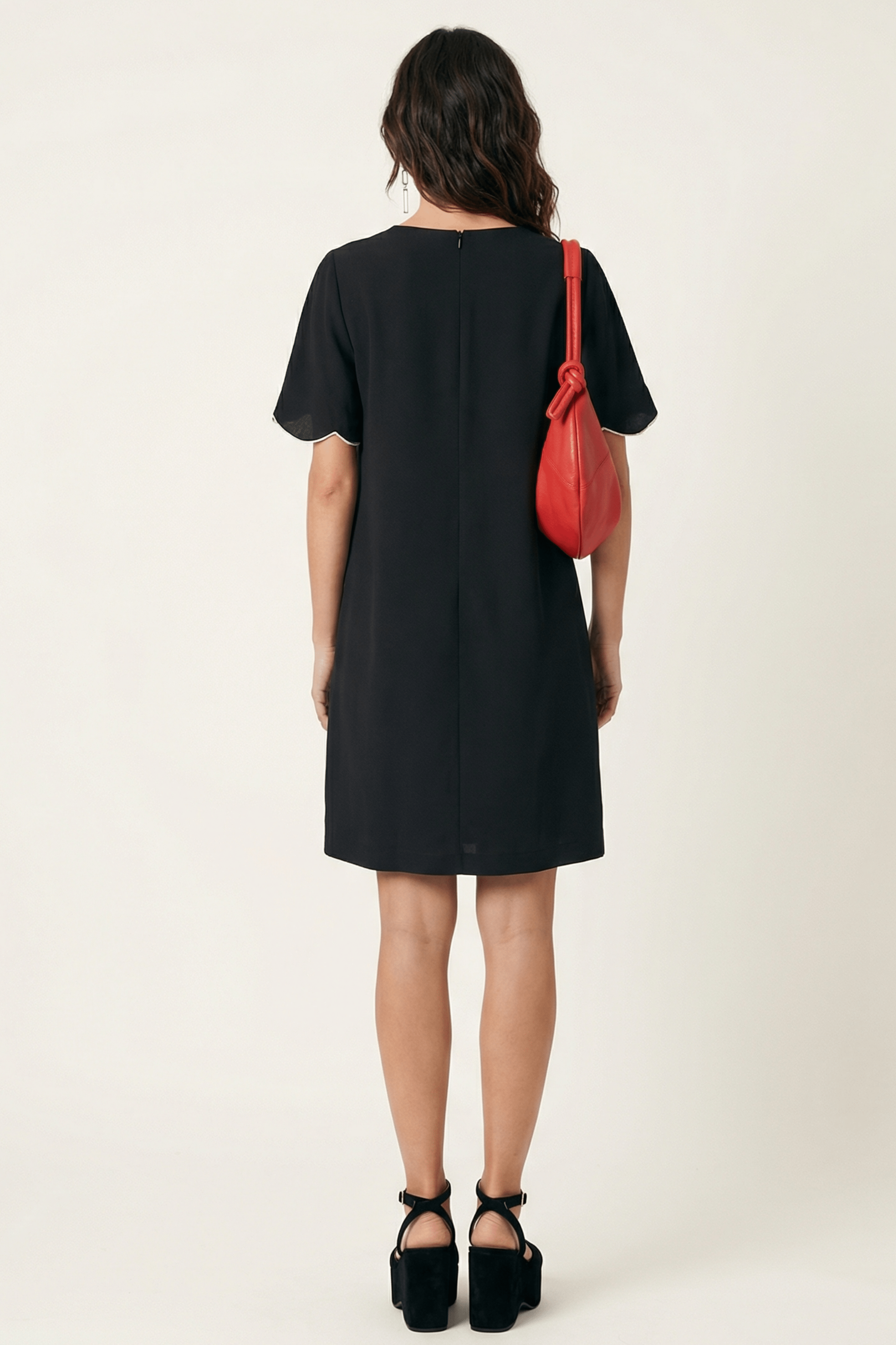 Vestido negro con bordado calado en contraste Lolitas&L - lolitasyl.com