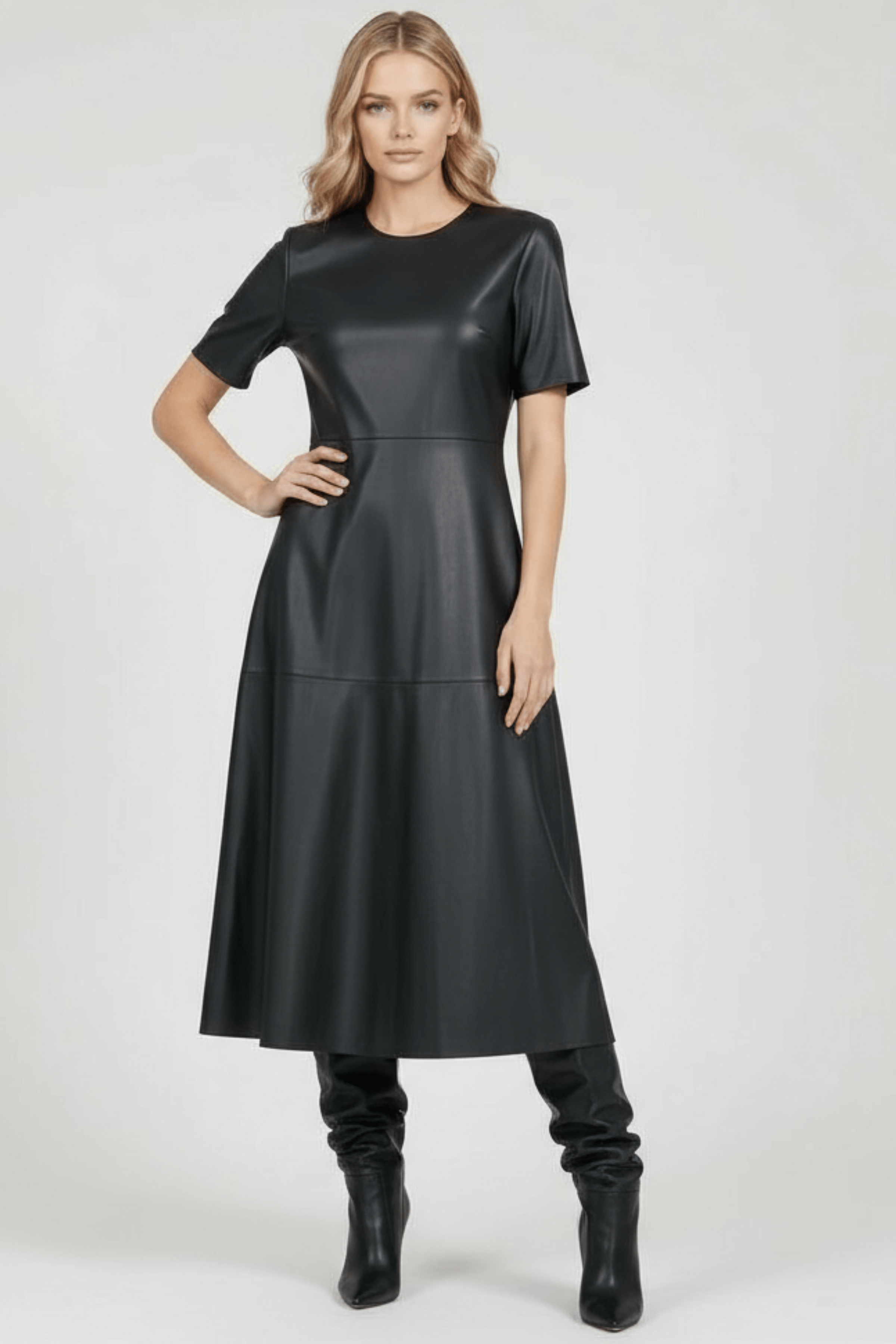 Vestido negro largo polipiel acampanado Lolitas&L - lolitasyl.com