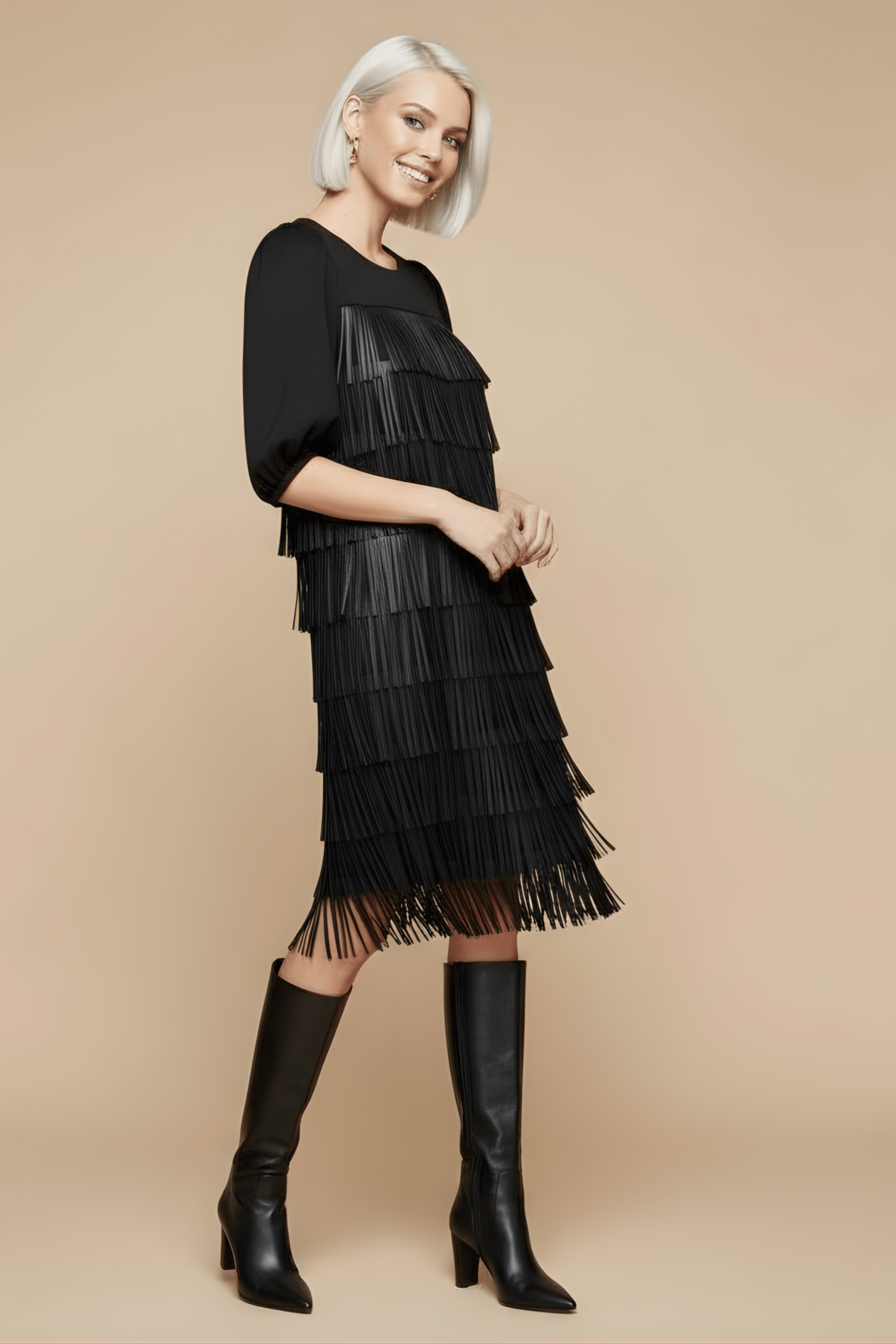 Vestido negro polipiel con flecos Lolitas&L - lolitasyl.com