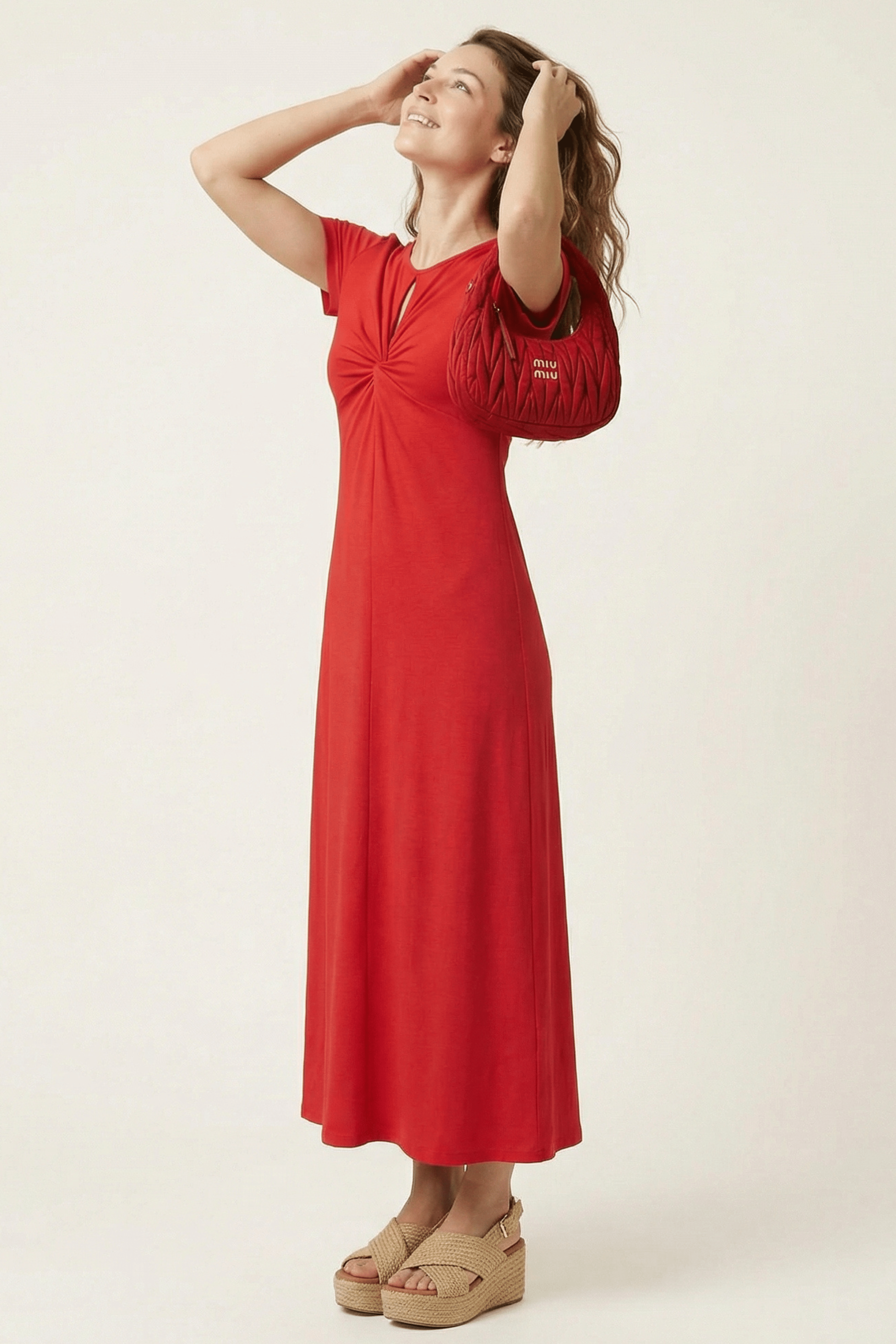 Vestido rojo con drapeado y lagrima en el escote Lolitas&L - lolitasyl.com