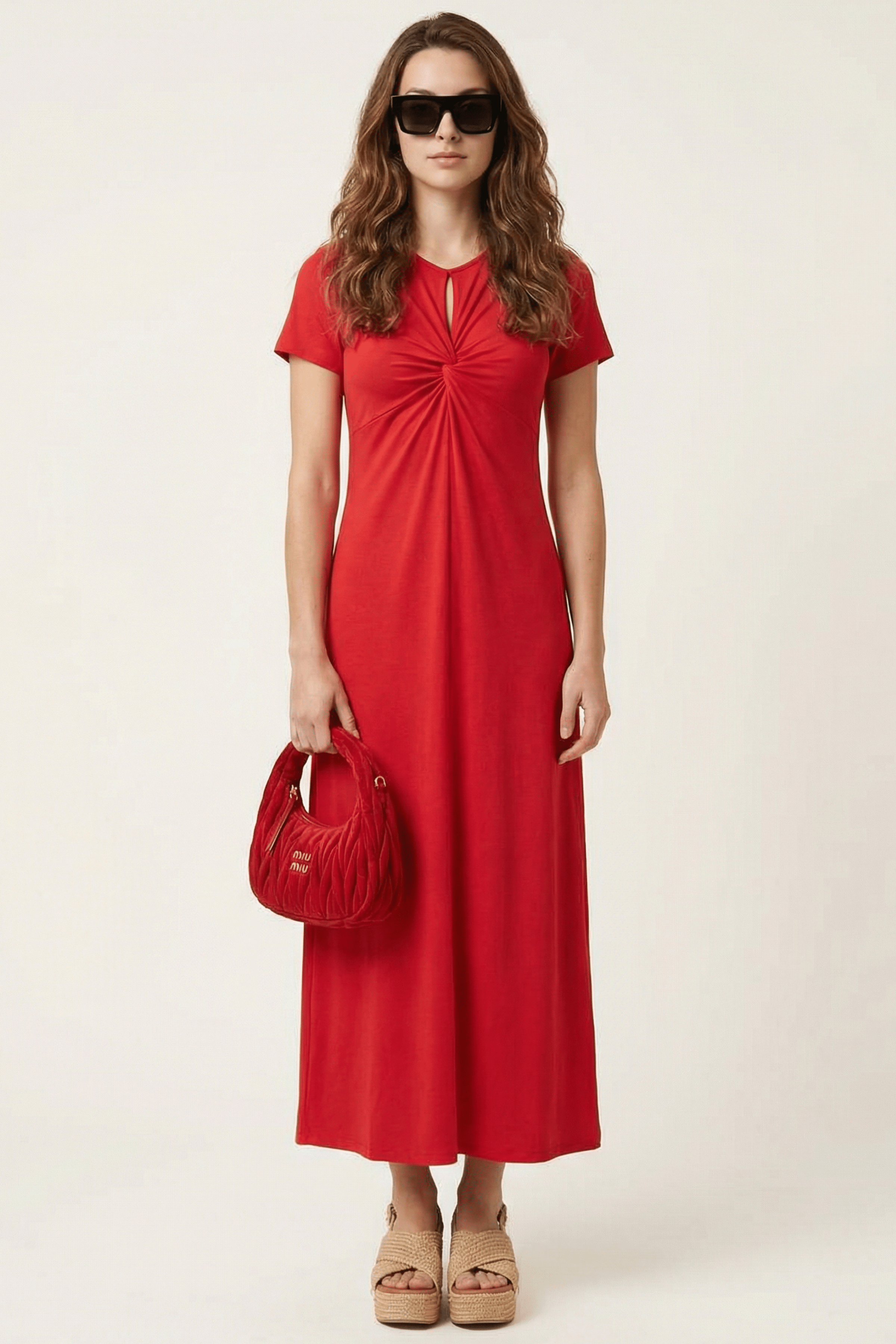 Vestido rojo con drapeado y lagrima en el escote Lolitas&L - lolitasyl.com