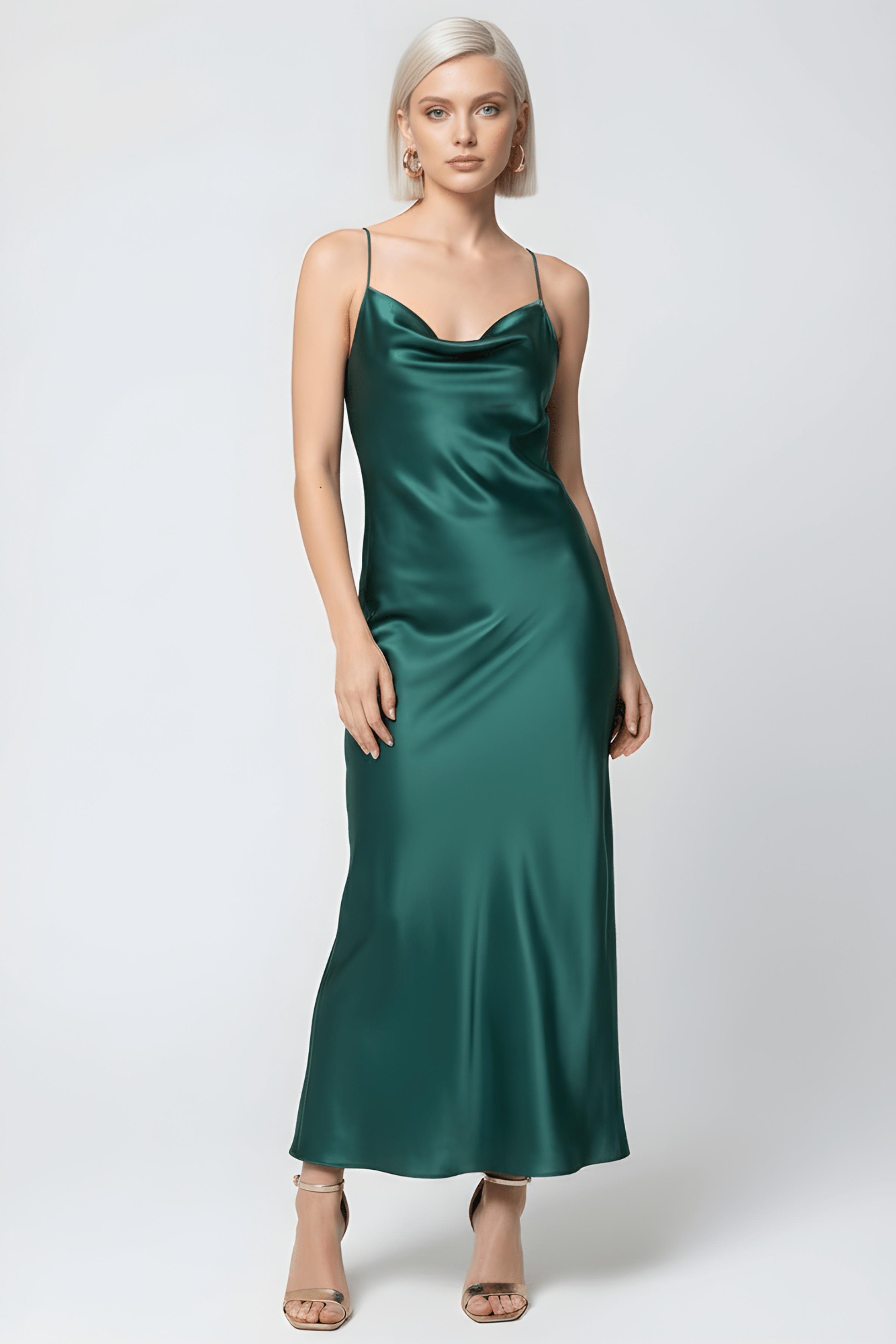 Vestido verde raso largo tirantes con escote fruncido LolitasyL - lolitasyl.com