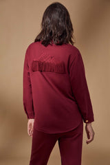 Camisa granate de algodon con automaticos y bordado Lolitas - lolitasyl.com