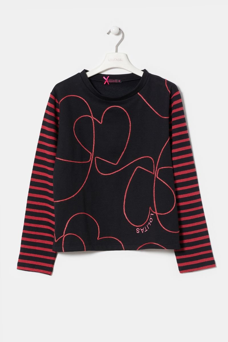 Camiseta bicolor negra granate con bordado corazon LolitasyL - lolitasyl.com