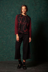 Camiseta bicolor negra granate con bordado corazon LolitasyL - lolitasyl.com