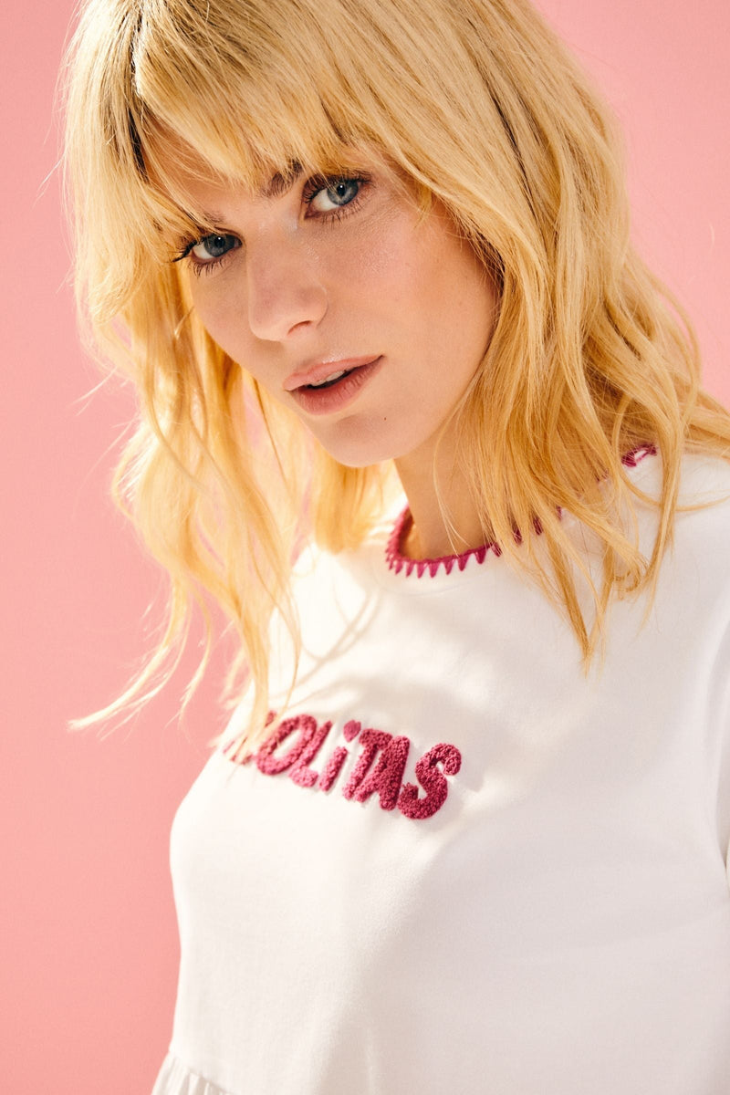 Camiseta blanca logo bordado Lolitas - lolitasyl.com