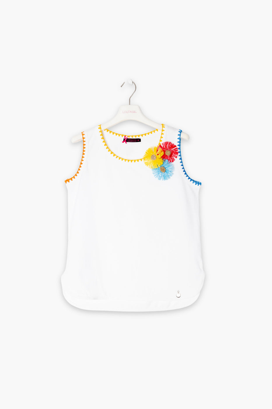 Camiseta blanca tirantes aplicacion flor con picunela LolitasyL - lolitasyl.com