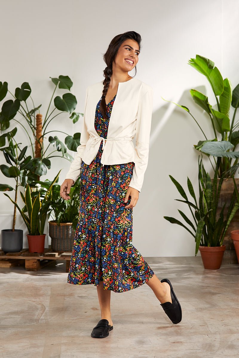 Chaqueta crema combinable con cinturon piel vegana - lolitasyl.com