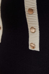 Falda de punto bicolor negra con botones dorados Lolitas - lolitasyl.com