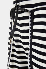 Pantalón rayas con bordado en bolsillos - lolitasyl.com