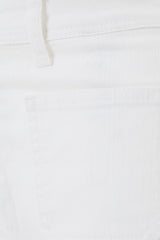 Pantalón vaquero blanco con bolsillos en el delantero campana - lolitasyl.com
