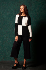 Suéter punto cuadro bicolor negro de punto inglés LolitasyL - lolitasyl.com
