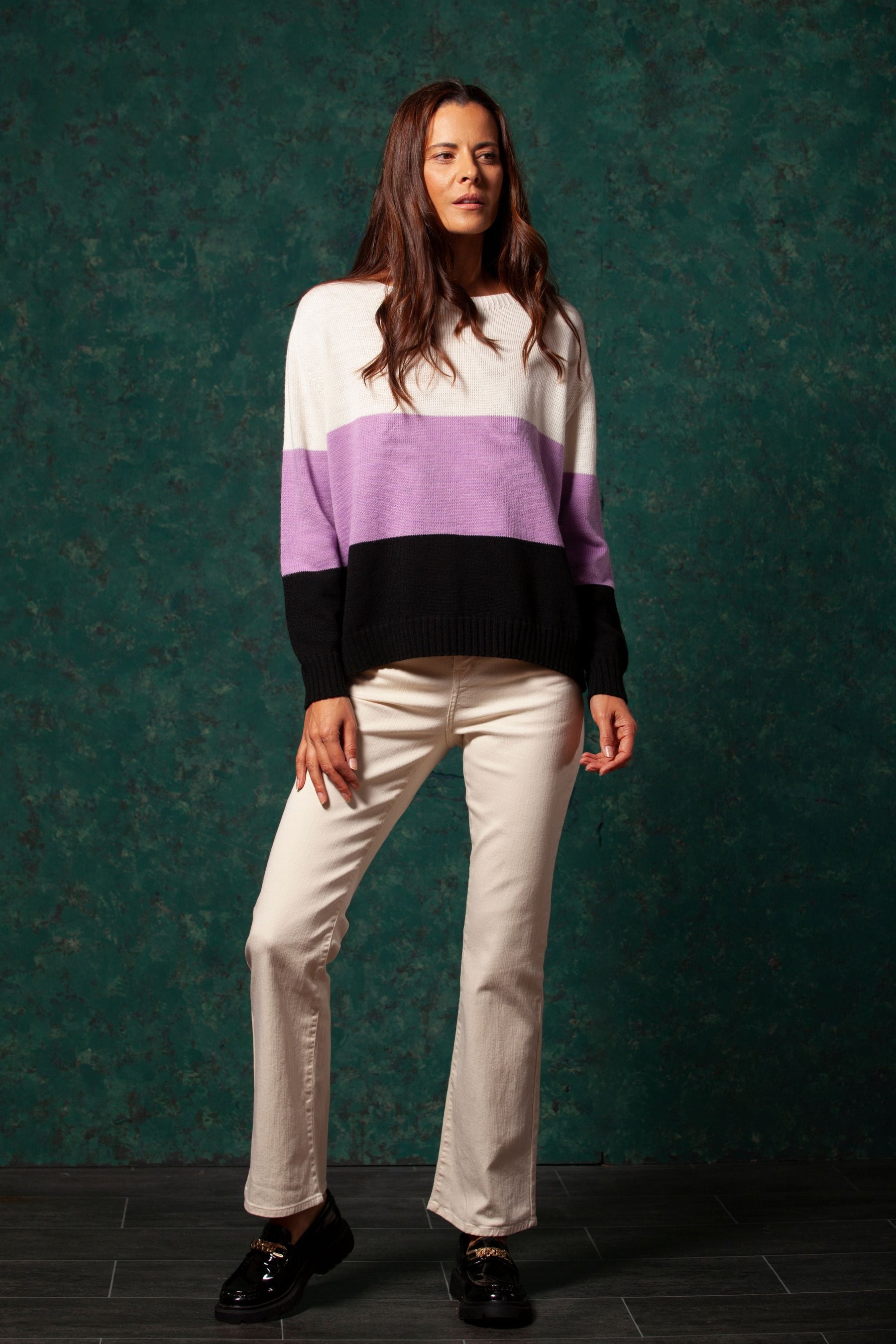 combinación con blusa mostaza