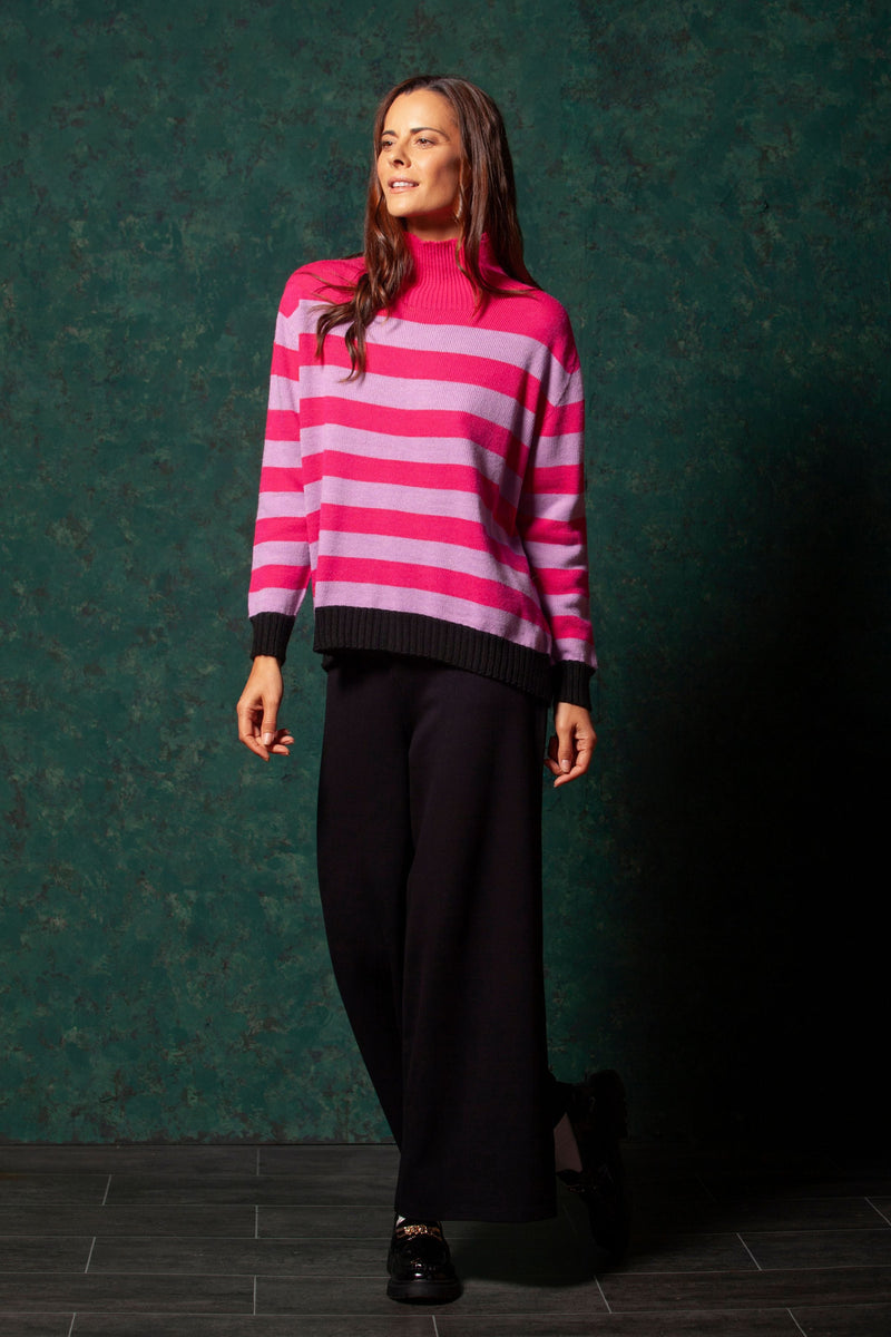 Suéter rayas fucsia y rosa cuello chimenea Lolitasyl - lolitasyl.com