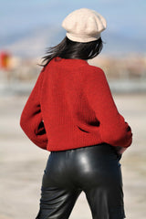 Suéter rojo cuello pico amplio Lolitas