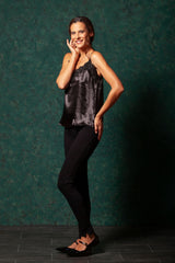 Top saten negro tirantes con puntilla LolitasyL - lolitasyl.com