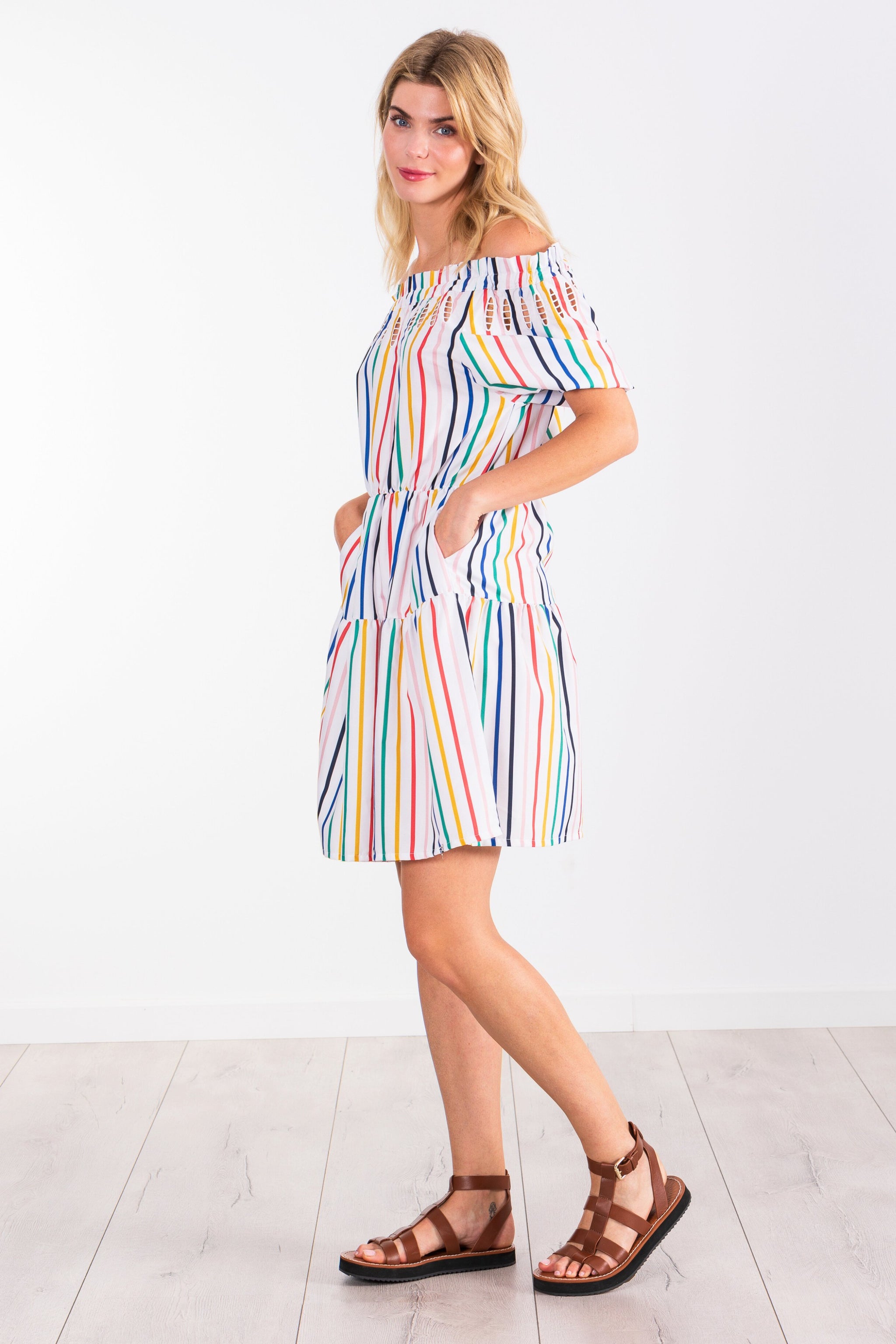 Vestido blanco multirrayas palabra de honor con bordado LolitasyL - lolitasyl.com