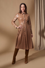 Vestido marron capuccino efecto piel camisero con plisado Lolitas - lolitasyl.com